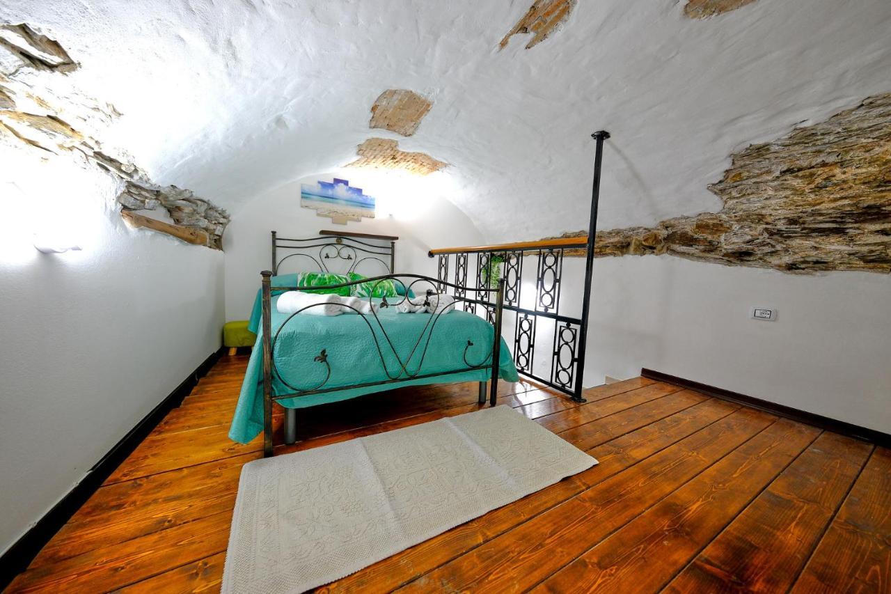 Il Grottino Iglesias Apartment Екстериор снимка